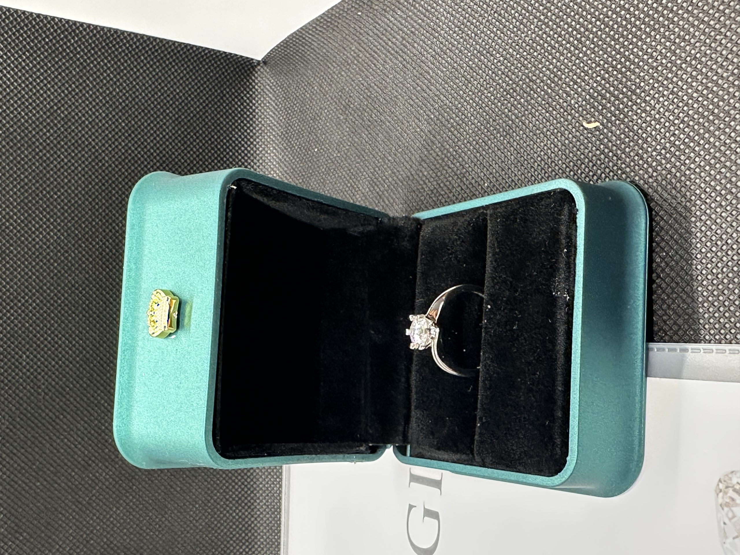 天然ダイヤモンド1.01ct Au750（ちよつばき）