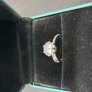 天然ダイヤモンド1.01ct Au750（いちょうのまい）