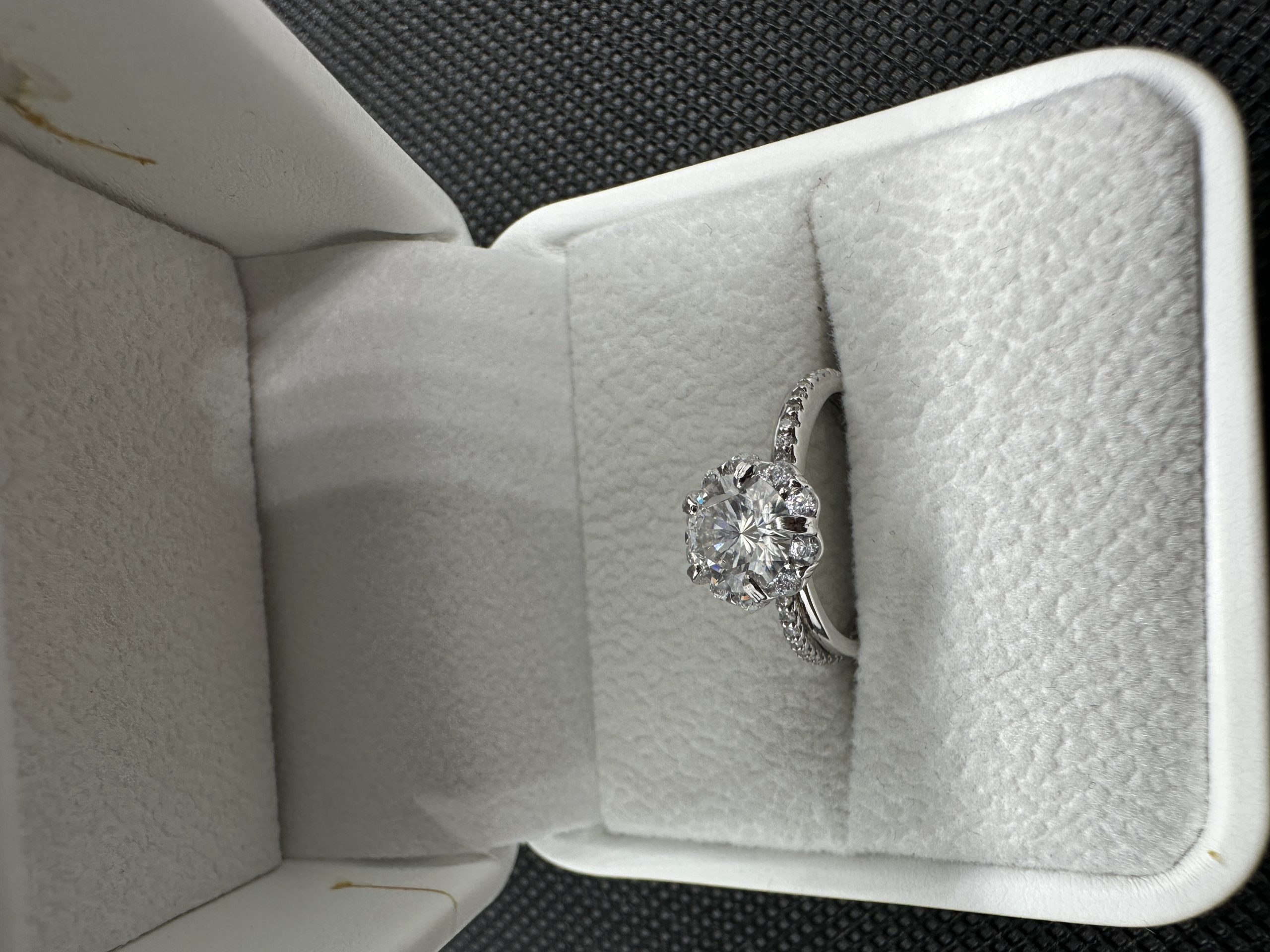 ダイヤモンド指輪 一 粒 ダイヤ 指輪 天然ダイヤモンド1.01ct GIA証明書 AU750指輪