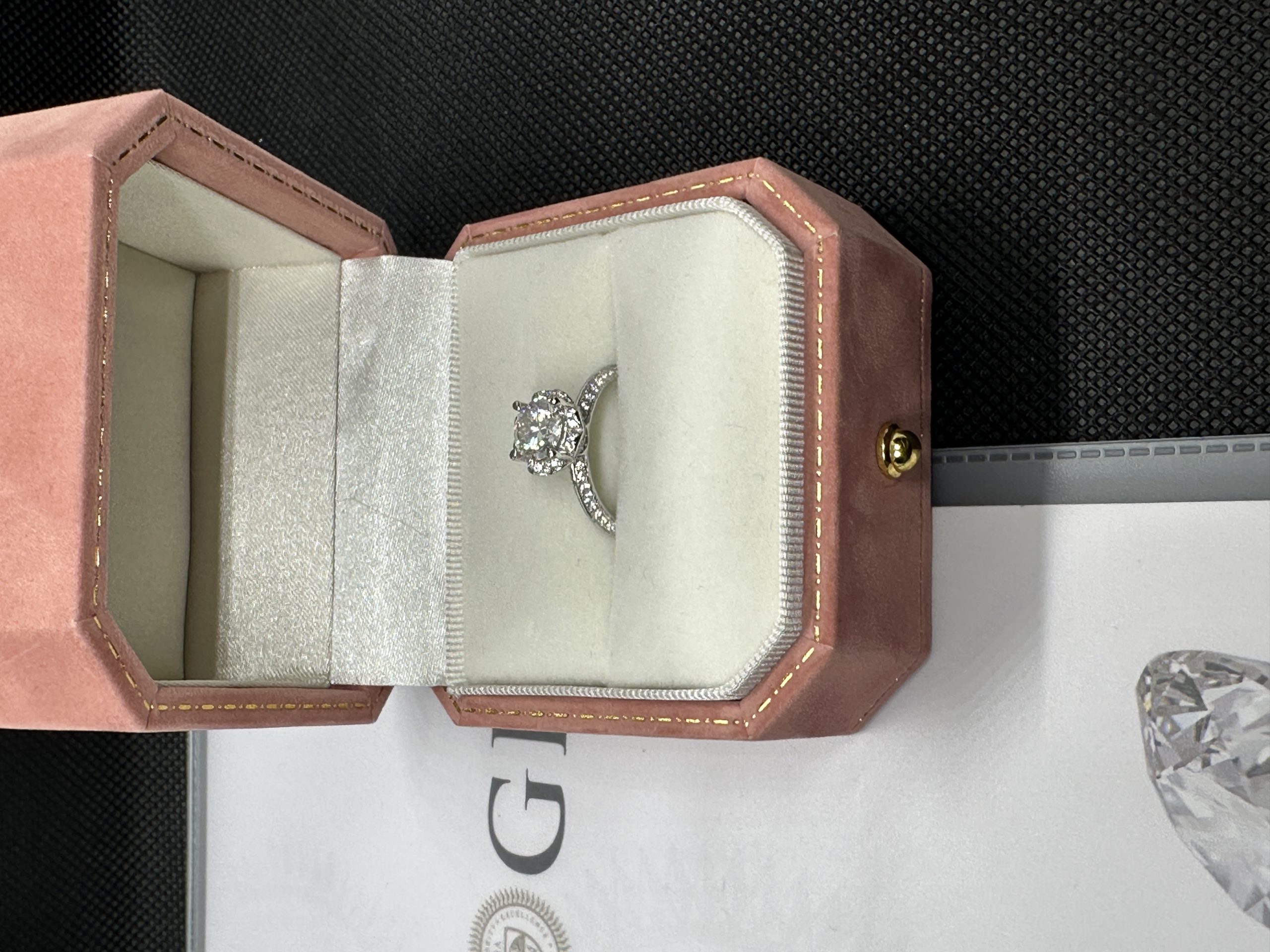 ダイヤモンド指輪 ダイヤモンド 天然ダイヤモンド1.01ct GIA鑑定書 AU750指輪